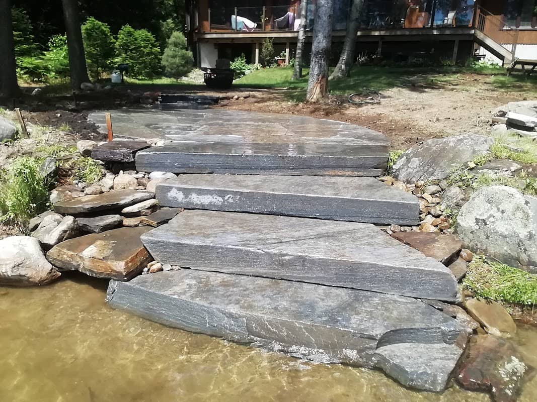 landscape design by Anderson Stone Landscaping in Richmond Hill