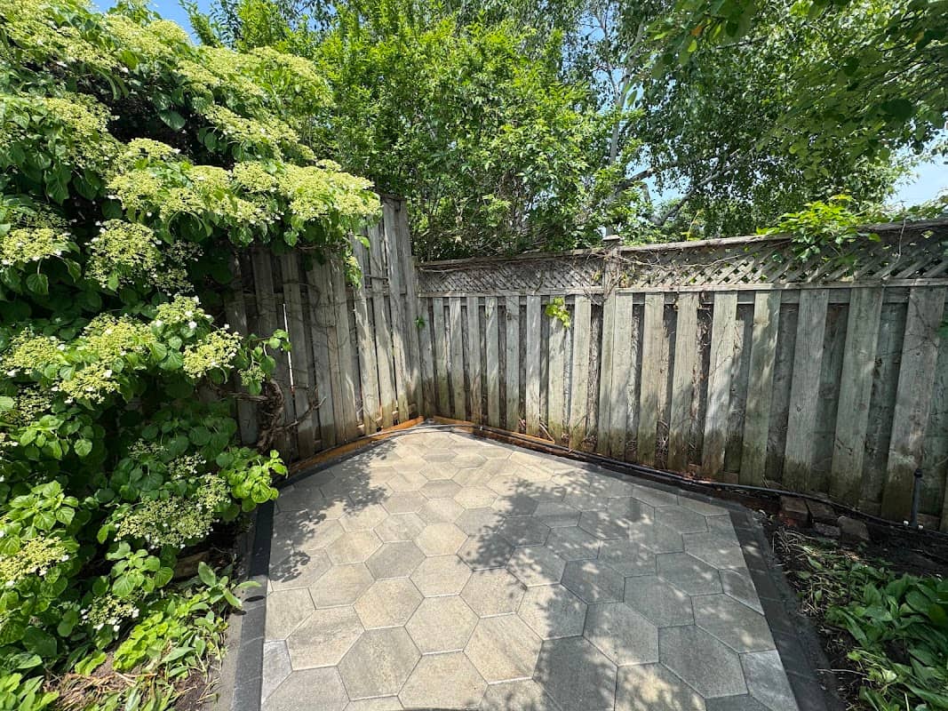 Ark's Landscaping, photograph 2 of Islington-City Centre West