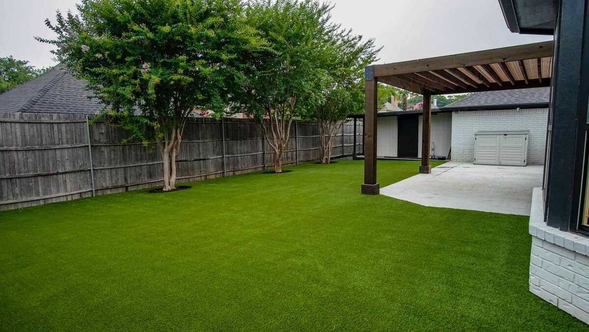 Artificial Grass Vaughan, photograph 3 of Willowdale