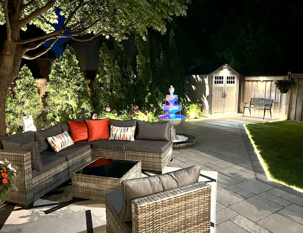 landscape design by Avanti Landscaping in Bayview Village