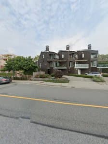 Belleview Landscaping, photograph 3 of Dundarave
