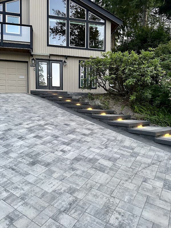 Benjamin Landscaping and Projects, photograph 4 of Burnaby North