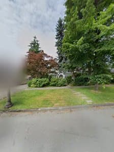 Benwell Landscaping - Garden Care in Kerrisdale, photograph 3 of Kerrisdale
