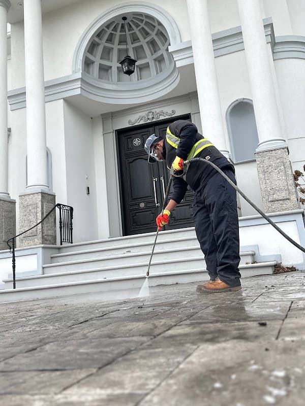 pressure washing by BEST Pressure Wash & Driveway Seal in The Beaches