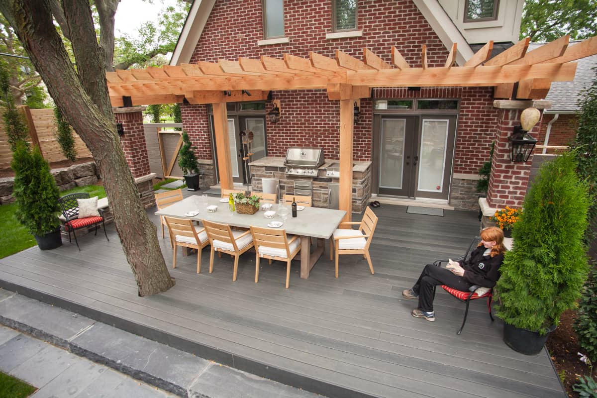 landscape design by Big Town Contracting Ltd in Mississauga