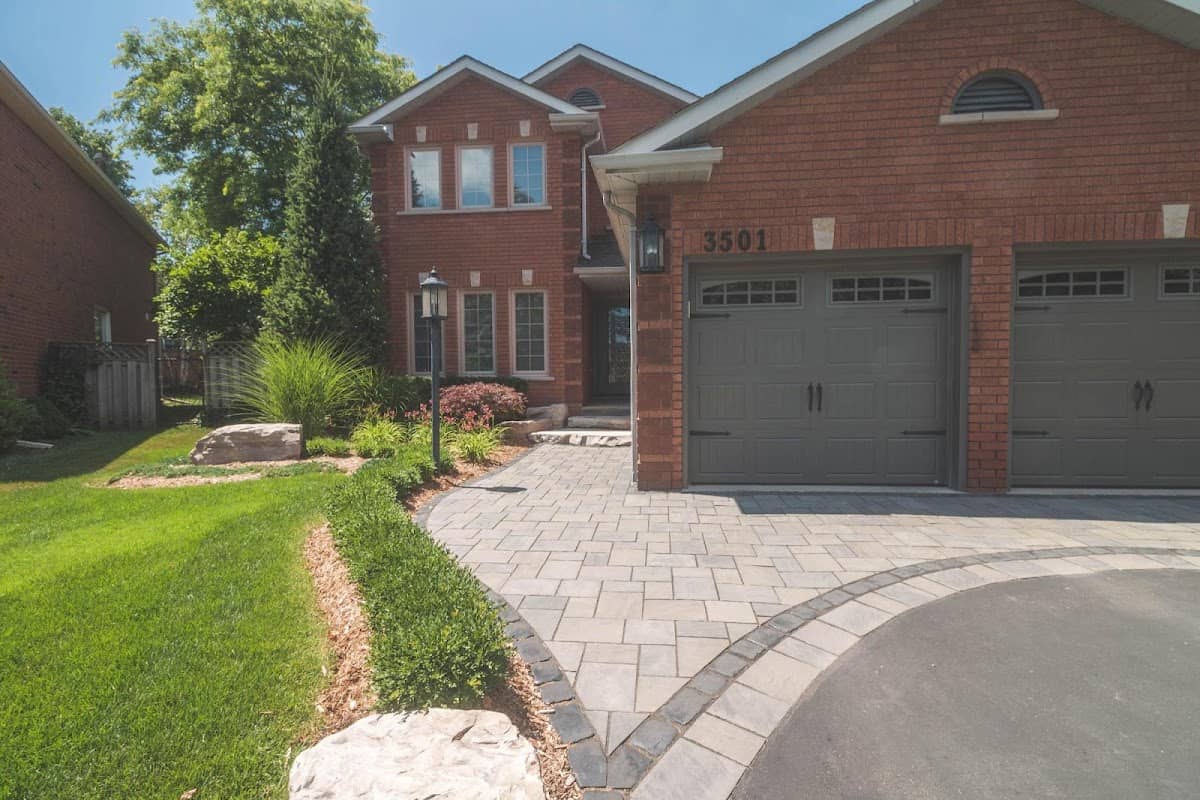 landscaping by Breakaway Landscaping in Mississauga