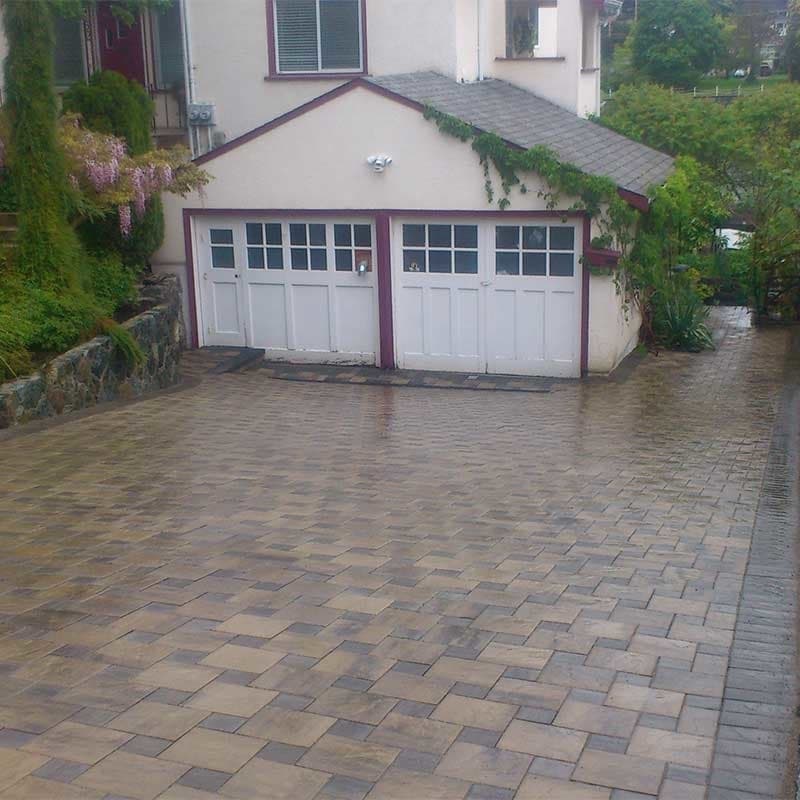 Brickworks Paving, photograph 2 of Tsawwassen