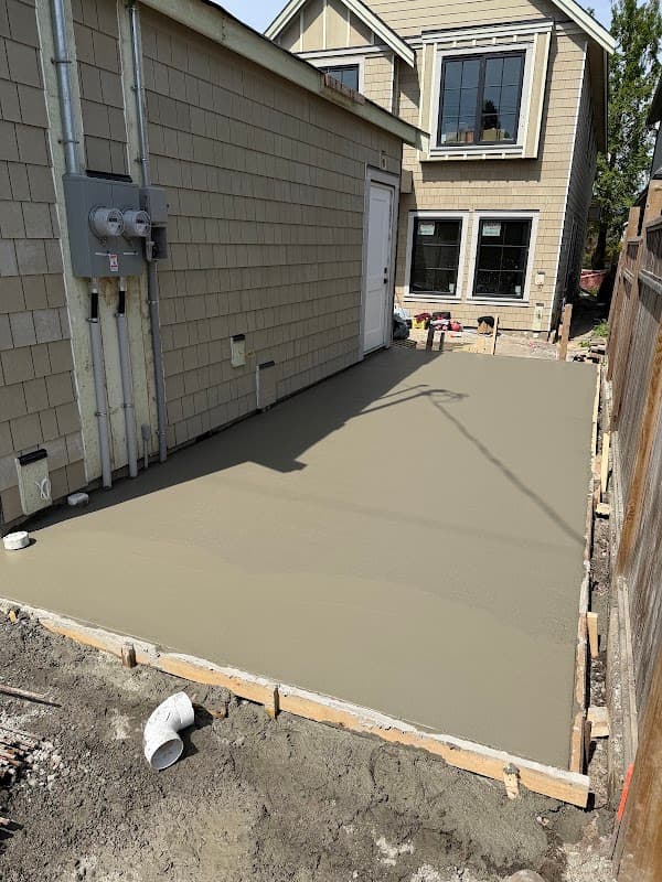 Cascana Concrete Construction, photograph 4 of Yaletown
