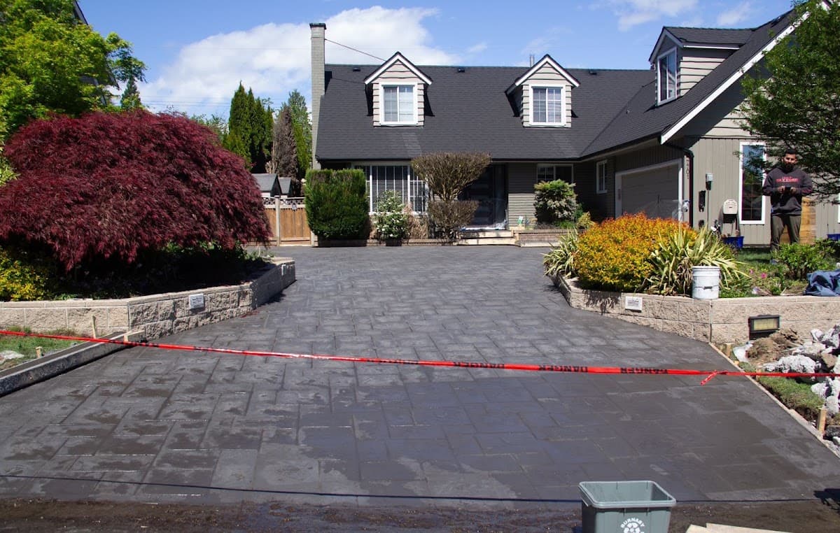 Concrete Way, photograph 4 of Burnaby North