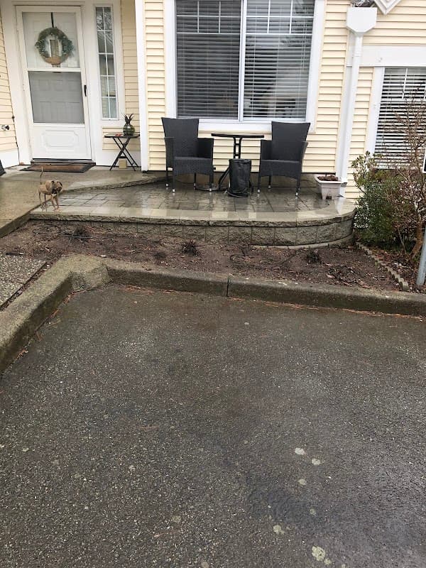 Creative Concepts Living - Landscaping • Artificial Turf • Concrete • Carpentry, photograph 2 of Langley