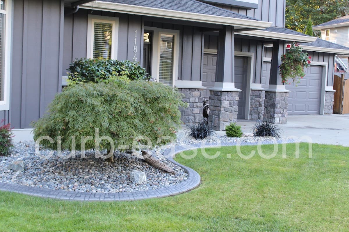 Curb-Ease, photograph 2 of Deep Cove