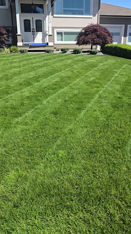 DesRoche Property Maintenance & Landscaping, photograph 3 of Maple Ridge