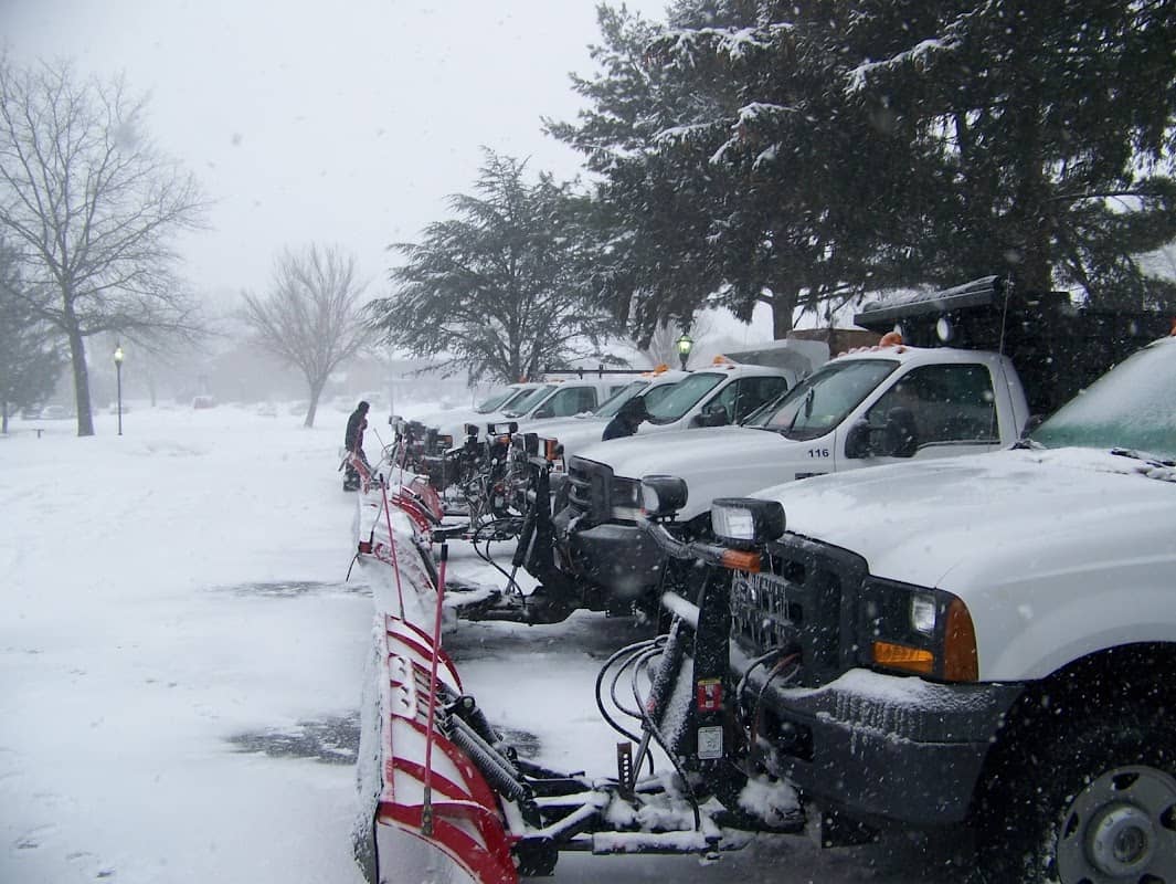 snow removal by Discount Snow Removal in Richmond Hill