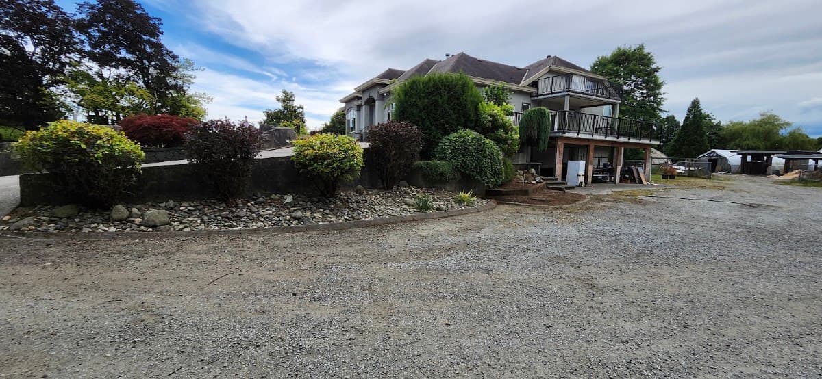 lawn care by Dr.Lawn in Maple Ridge
