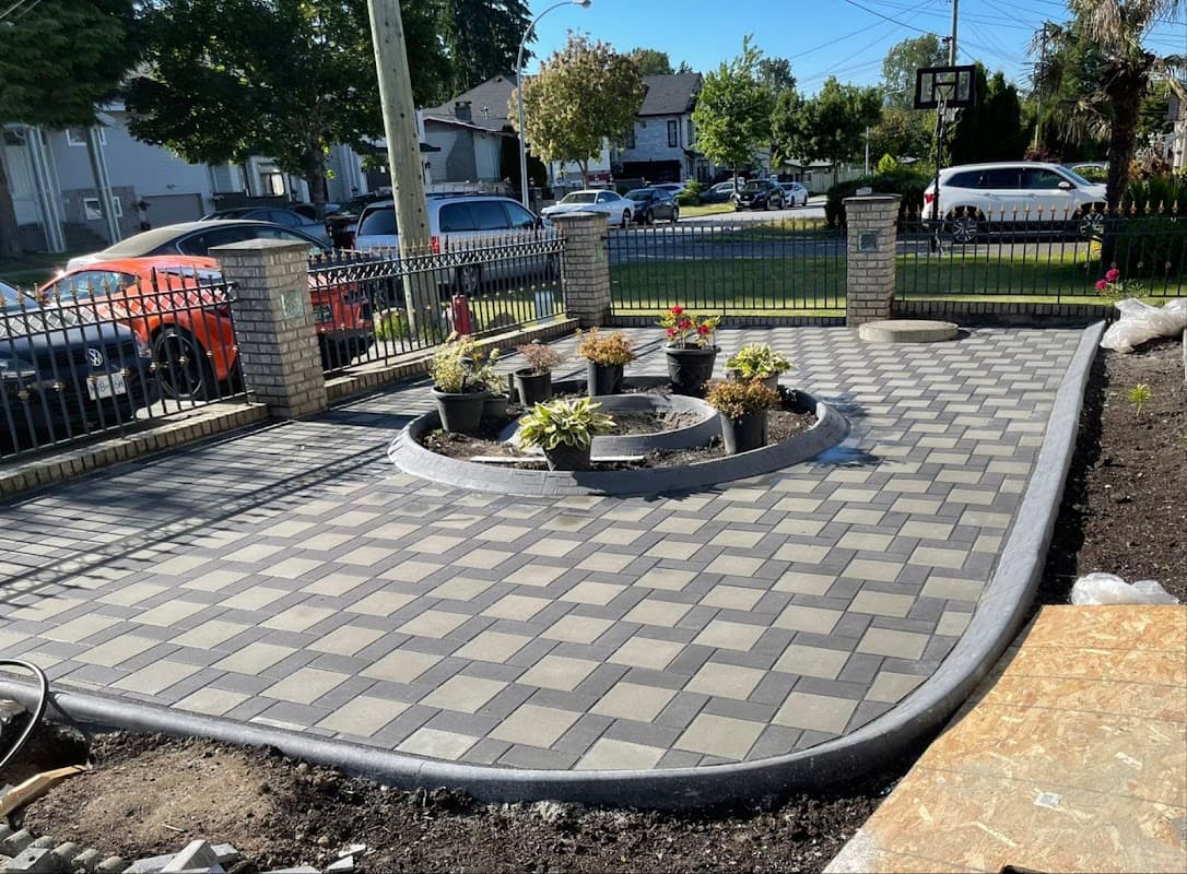 Dreamz Landscaping & Escavating Ltd., photograph 2 of Grandview-Woodland