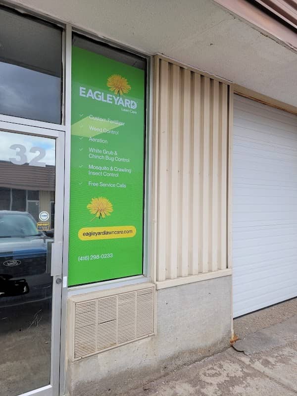 Eagleyard Lawn Care ~ Toronto East, Markham, Pickering, Ajax, Scarborough, photograph 2 of Agincourt