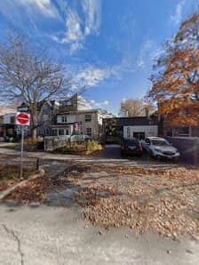 Earth Inc. Designed Landscapes, photograph 2 of Leslieville