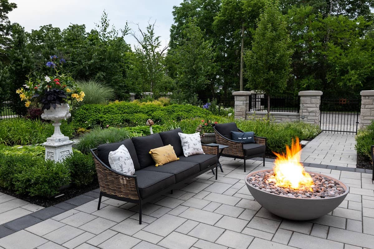 Earthscape Landscape Design-Build-Maintain Toronto, photograph 4 of Leaside