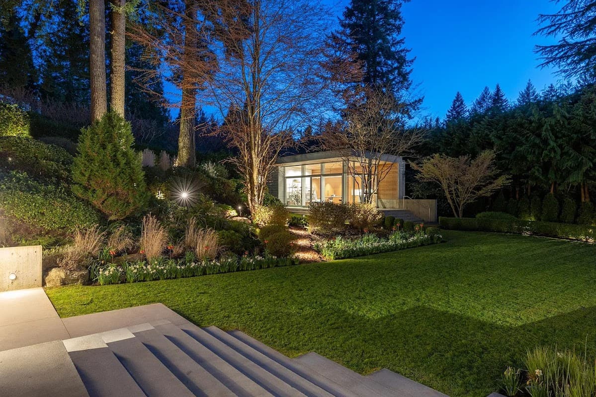 Earthworks Landscaping Vancouver, photograph 2 of Arbutus Ridge