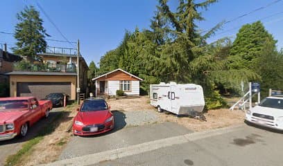 lawn care by Expert Lawn Management in White Rock