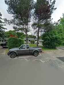 EZ Lawn Sprinklers, photograph 4 of Don Mills