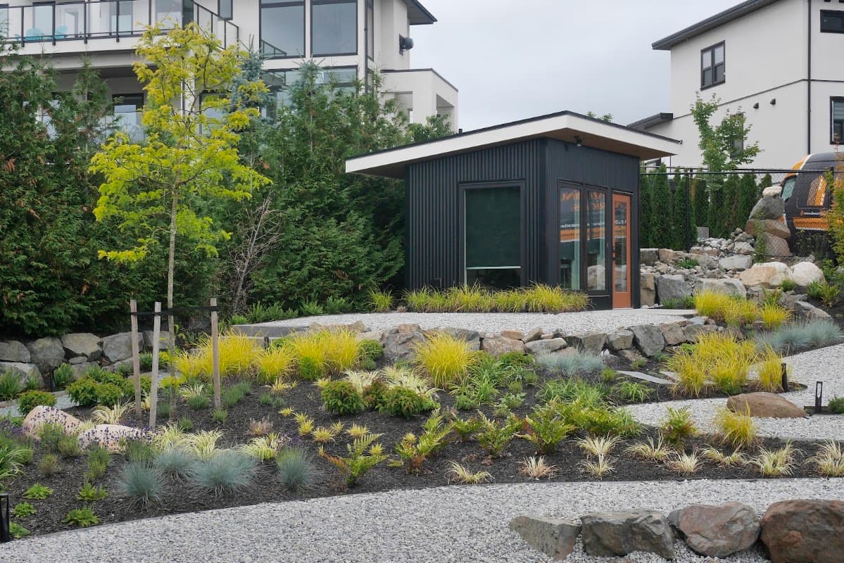 FLO.Workshop Landscape Design, photograph 2 of Renfrew-Collingwood