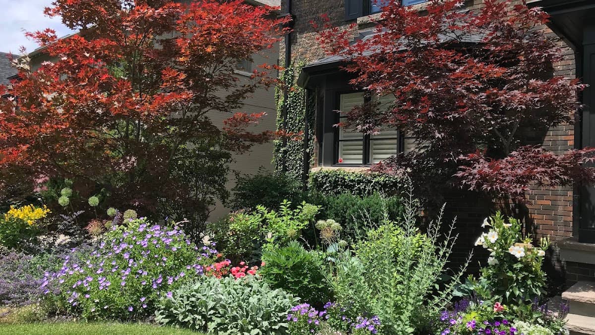 landscaping by Garden by Vie Inc in The Beaches