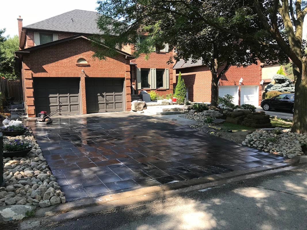 landscaping by Glade Landscaping & Construction in Agincourt