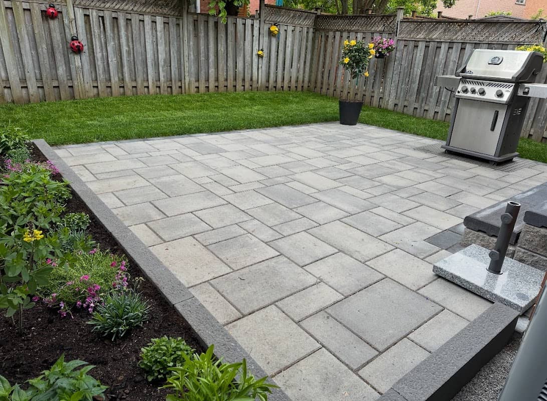 Great Canadian Interlock, photograph 4 of Willowdale