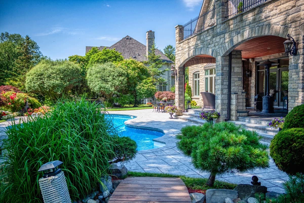 landscape design by Green Circles Landscaping Ltd. in Scarborough Town Centre