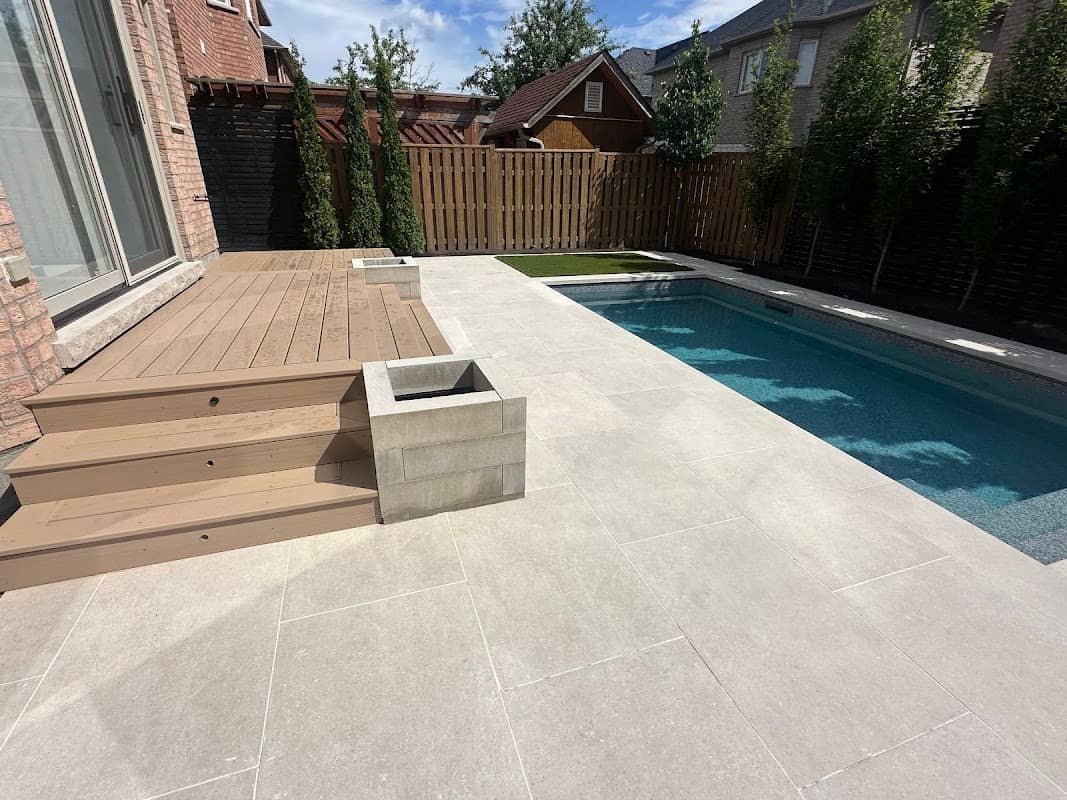 Green Side Up Contracting -Trex Decking, Interlocking & Landscape Construction, photograph 2 of Willowdale