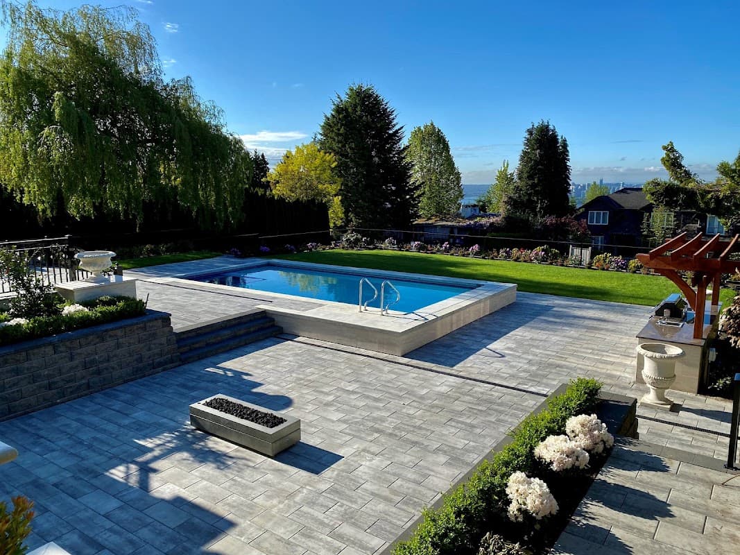 Greenfield Landscaping, photograph 2 of Dundarave