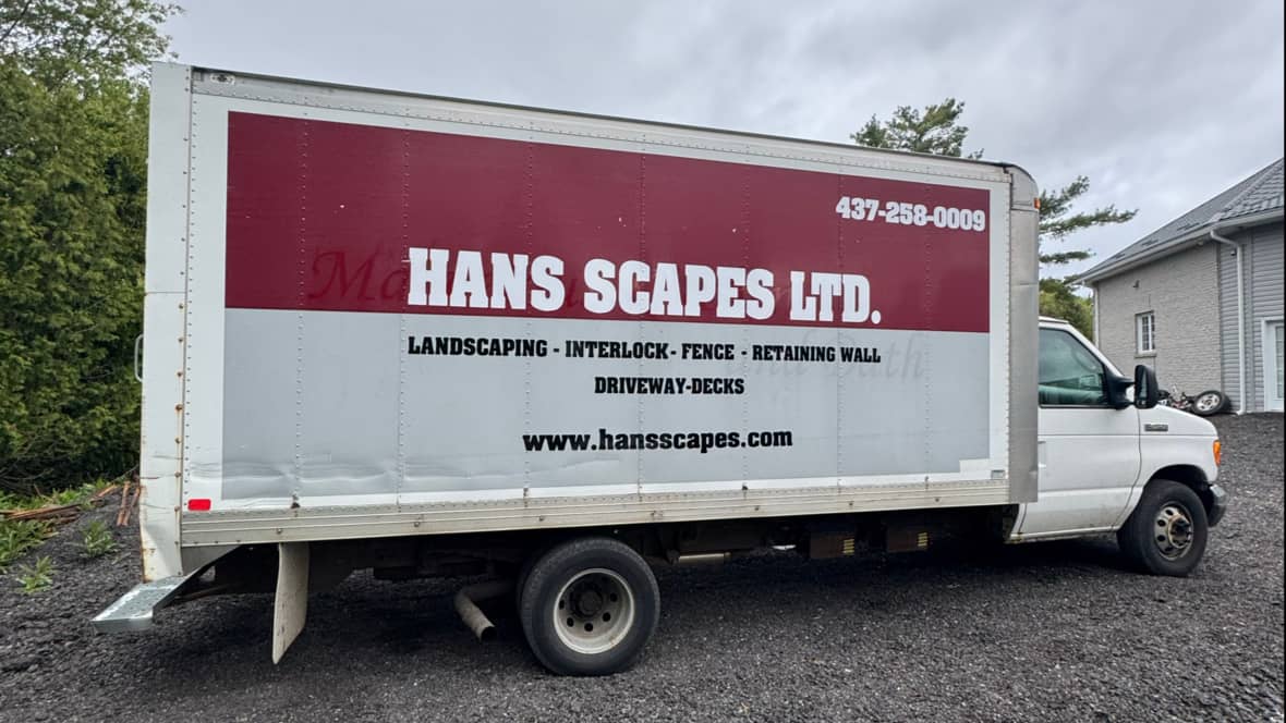 landscaping by Hans Scapes Ltd in Islington-City Centre West