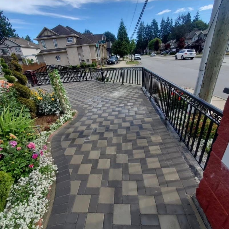 IKR Contracting, photograph 2 of Dundarave