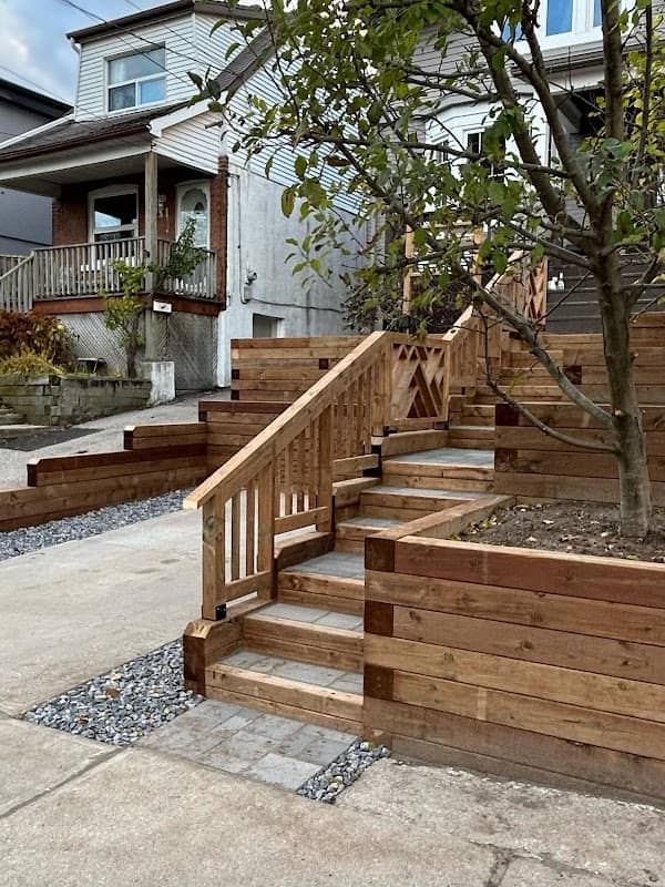 ITB Landscaping Inc., photograph 3 of Leaside