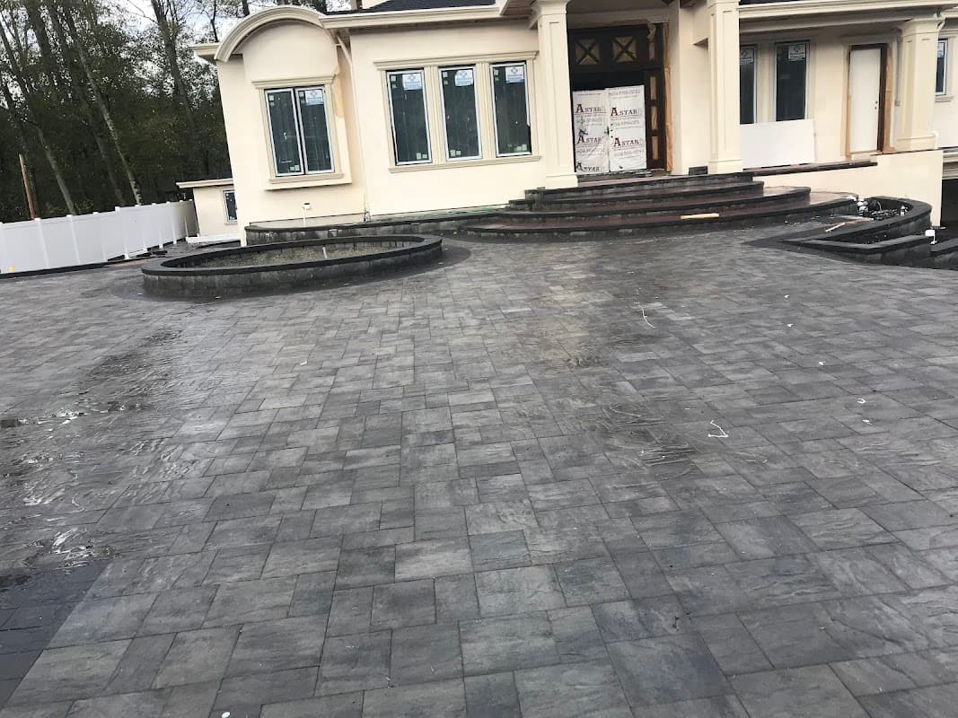 Jassar Enterprises Ltd./ best Landscaping in bc, photograph 2 of Deep Cove