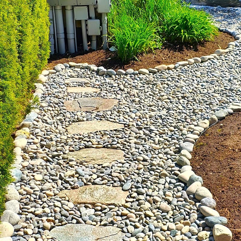 Jeremie the Landscaper, photograph 2 of Metrotown