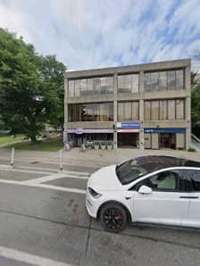 K2 Lawn Services, photograph 3 of Yonge & St. Clair