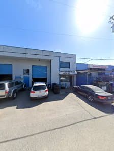 Kerrisdale Roofing And Drains Ltd., photograph 3 of Marpole