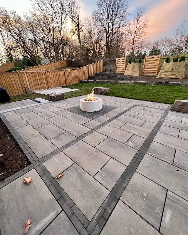 landscaping by King Kongtracting Corporation in Richmond Hill