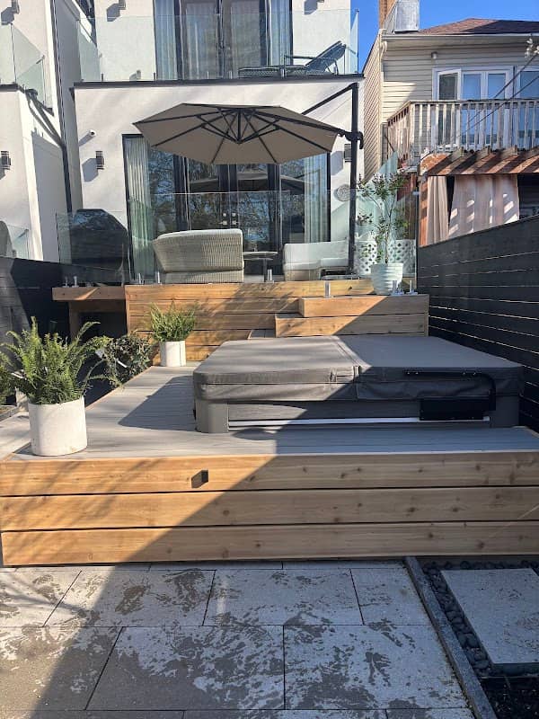 landscape design by Landscaping de Sol A Sol in Lawrence Park