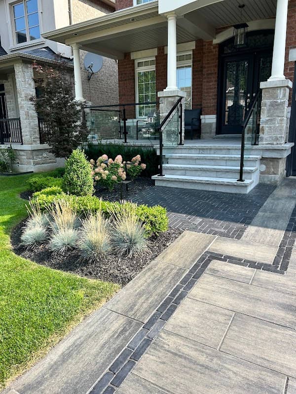 landscaping by Laurel Outdoor Construction in Pickering