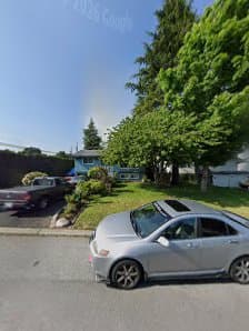 Lawn Dogs, photograph 3 of South Surrey