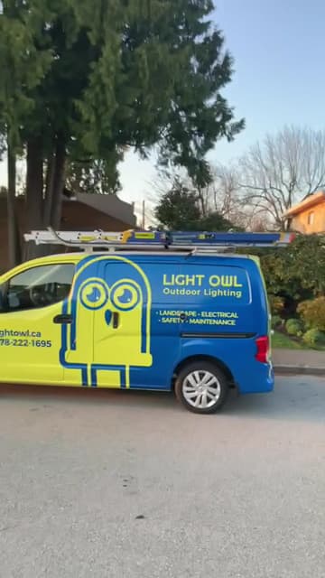 Light Owl Landscape Lighting Vancouver, photograph 3 of Shaughnessy