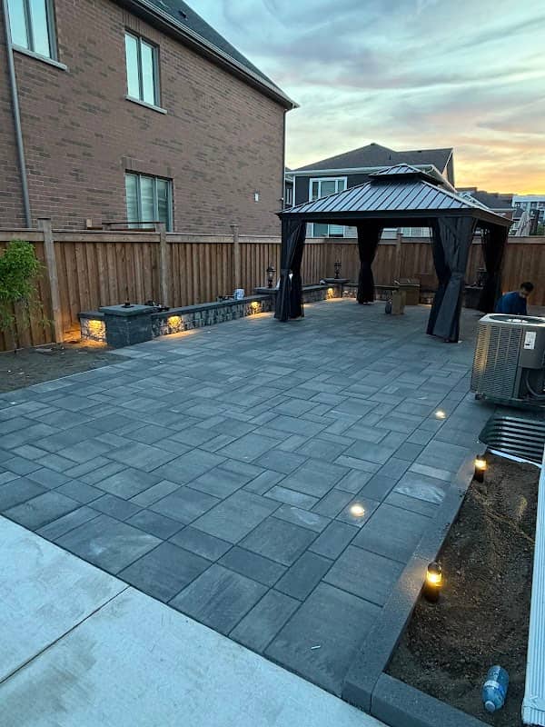 landscaping by Lion of construction & landscaping & snow removal in Mississauga