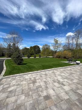 landscaping by Lush Lawncare in Richmond Hill