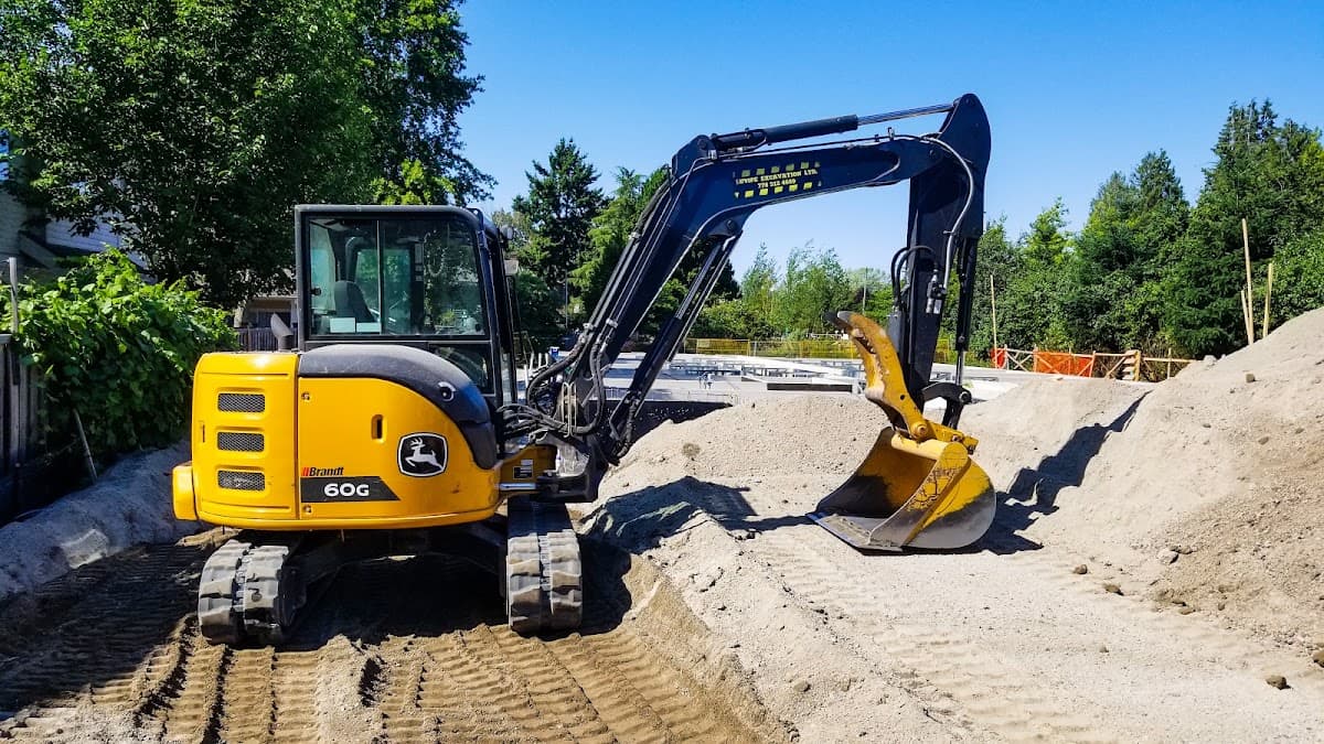 LUVIPE EXCAVATION LTD., photograph 4 of Langley
