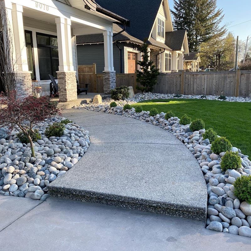 Lynx Contracting LTD., photograph 4 of Cloverdale