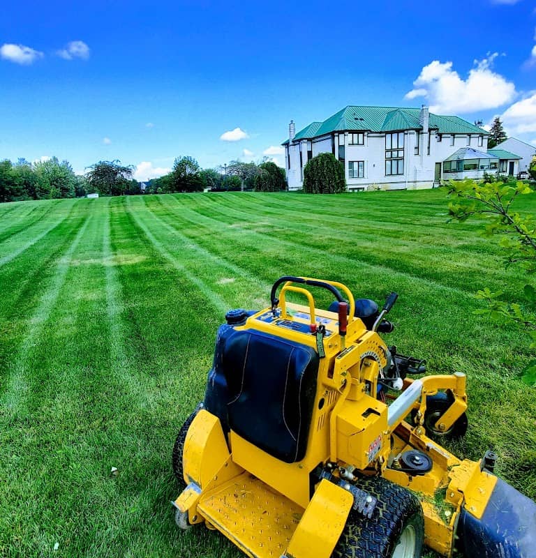 property maintenance by M.R.P. Lawn Care in Islington-City Centre West