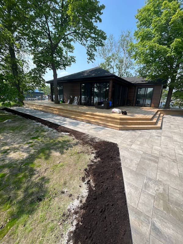 landscaping by Magic Landscape in Vaughan